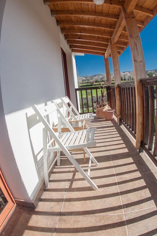 Lania Royal Oak House By Trulycyprus Exterior foto