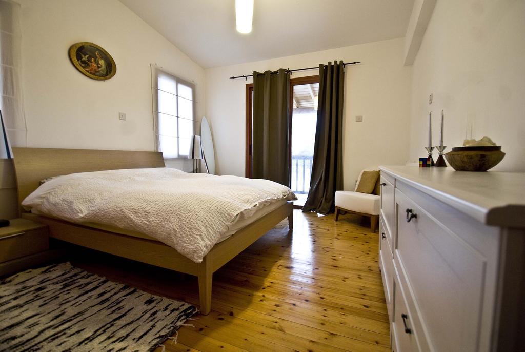 Lania Royal Oak House By Trulycyprus Quarto foto